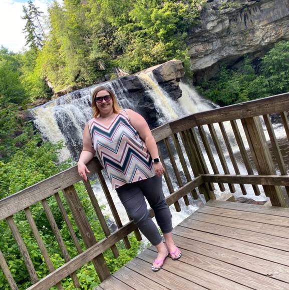 Profile Picture of Chasity Jones (@chasdjones85) on Poshmark