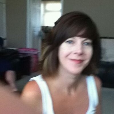 Profile Picture of Debbie Holloway (@mrsollers) on Twitter