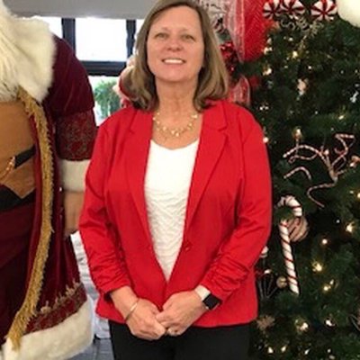 Profile Picture of Debra Anglin (@DebraAnnAng) on Twitter