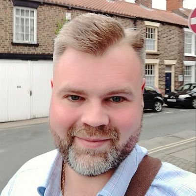 Mike Raven - Twitter Profile Picture of Mike Raven (@ravenswingthog) on Twitter