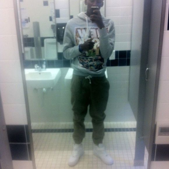 Profile Picture of Asmyou Gamby (@asmyou96) on Poshmark