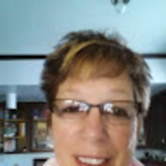 Profile Picture of Marcia Trescott (@mtrescott56) on Poshmark