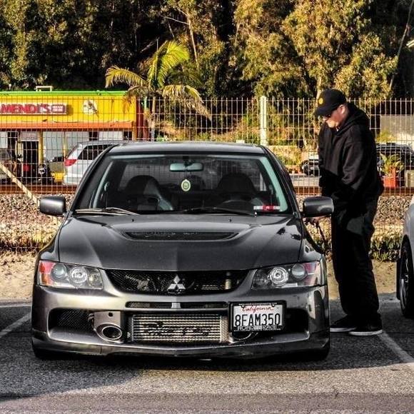 Profile Picture of Daniel Romo (@68danuel) on Poshmark