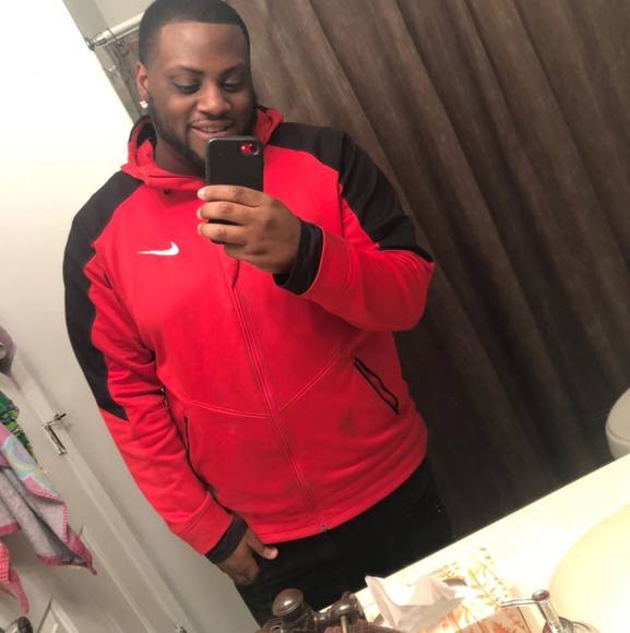 Profile Picture of Gary Campbell (@garycampbell1) on Poshmark