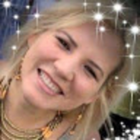 Profile Picture of Odette Rodriguez (@odette9708) on Poshmark