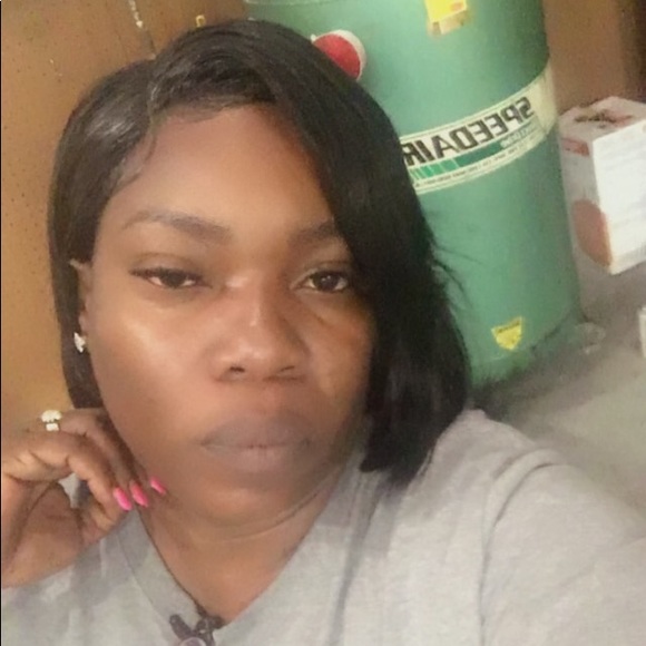 Profile Picture of Lisa Nelson-phillips (@lisaphillips720) on Poshmark