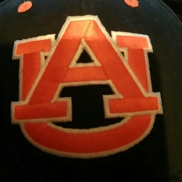 Profile Picture of Austin Heflin (@austinheflin) on Poshmark