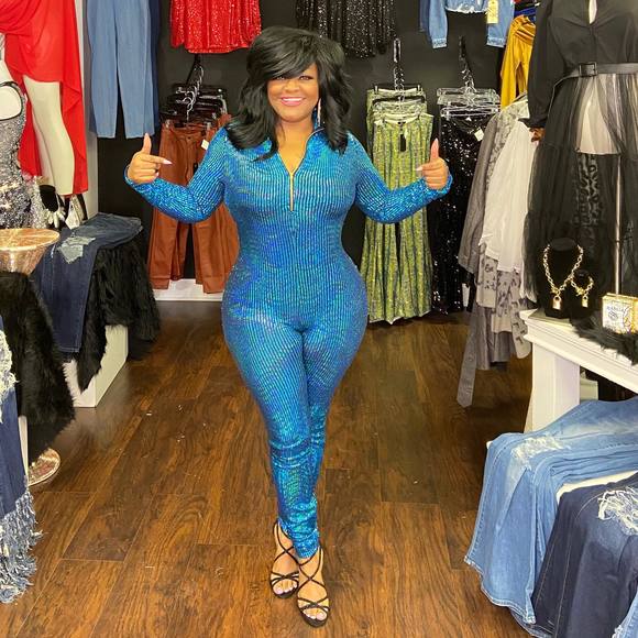 Profile Picture of Cee Crutcher (@ceeceenails) on Poshmark