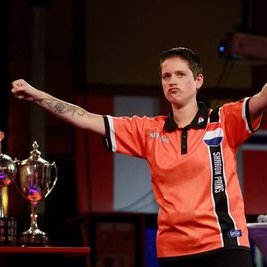Profile Picture of Sharon Prins (@SamDart88) on Twitter