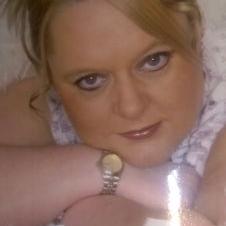 Profile Picture of Debbie Corr (@bushell1969) on Twitter