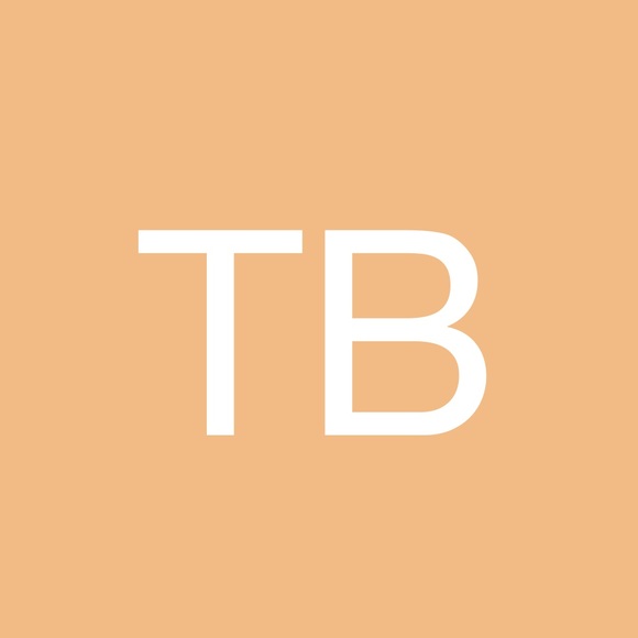 Profile Picture of Thomas Bert (@thomasbert4) on Poshmark