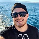 Profile Picture of Maxim Larry (@maxim_larry) on Instagram