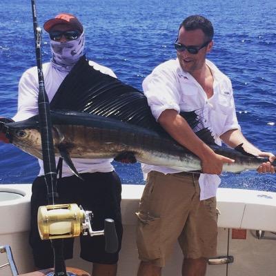 Profile Picture of Charles Duran (@charlespduran) on Twitter