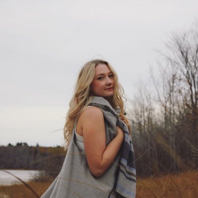 Profile Picture of Danica Smith (@danicahelen) on Twitter