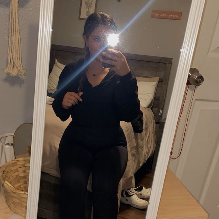 Profile Picture of Jess (@jessica.hernan) on Tiktok