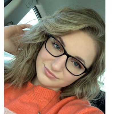 Profile Picture of Annie Lynn (@anniehacker43) on Twitter