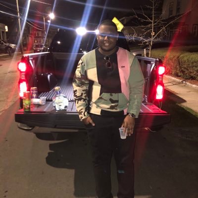 Profile Picture of Tyrone T.Y (D.L)Silva💰 (@soontoberich_1) on Twitter