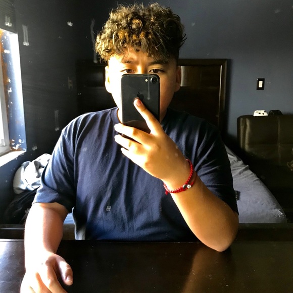 Profile Picture of Randy Esparza (@randy_esparza) on Poshmark