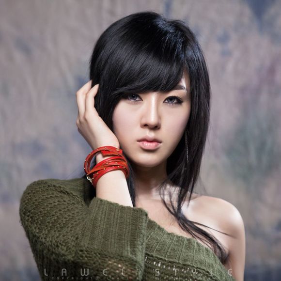 Profile Picture of Kim chii Sung (@kimchiisung) on Poshmark