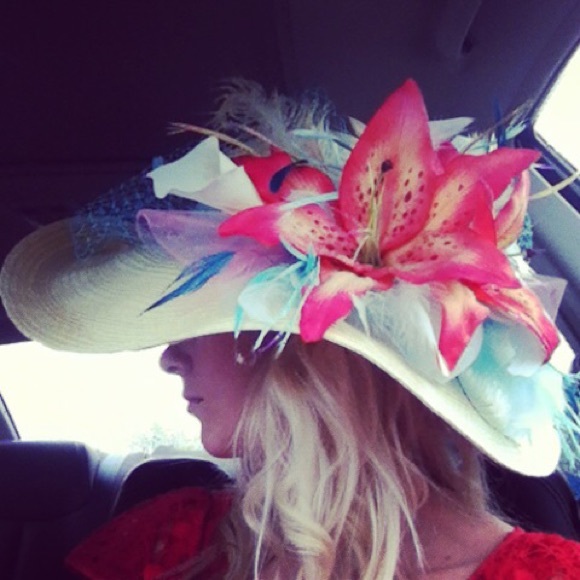 Profile Picture of Krystal Gustafson (@krystal123) on Poshmark