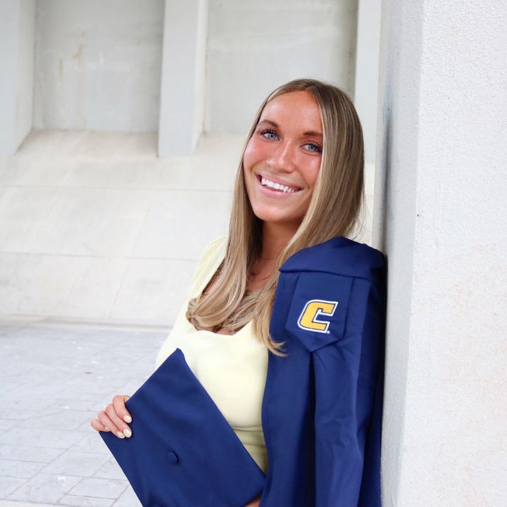 Profile Picture of alexaclements (@alexaclements_) on Tiktok