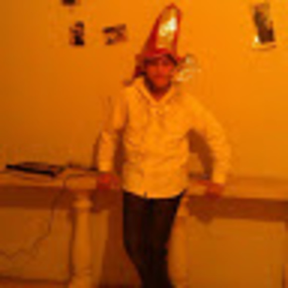 Profile Picture of Gabriel Ibrahim (@gabriel_ibrahim) on Poshmark