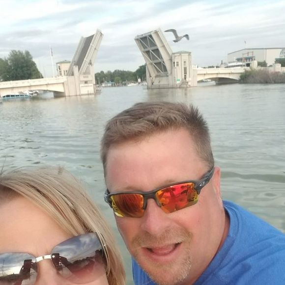 Profile Picture of Jodie Garard apthorpe (@jlapthorpe71) on Poshmark