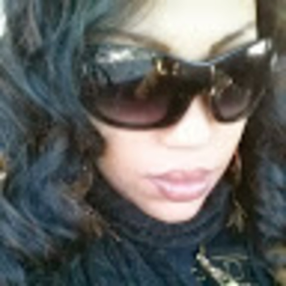Profile Picture of Shaunta Dupree (@shaunta912) on Poshmark