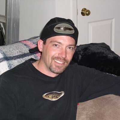 Profile Picture of Tony Domingo (@dingo812) on Twitter