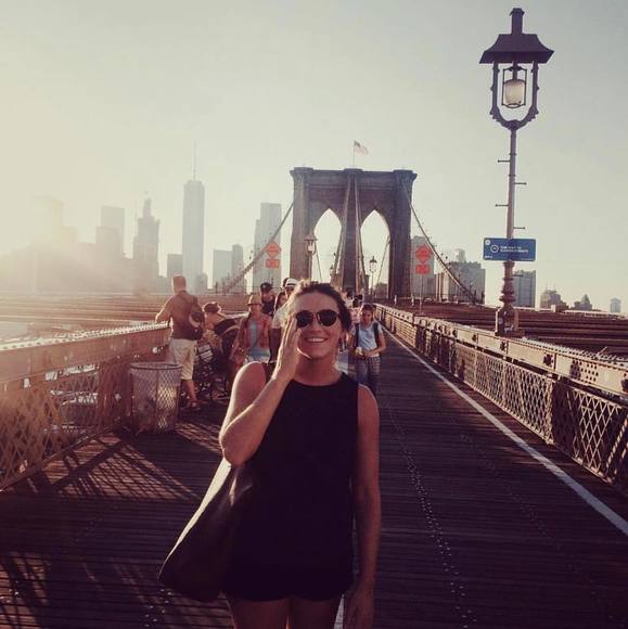 Profile Picture of Nicole Pietropola (@np835f) on Poshmark