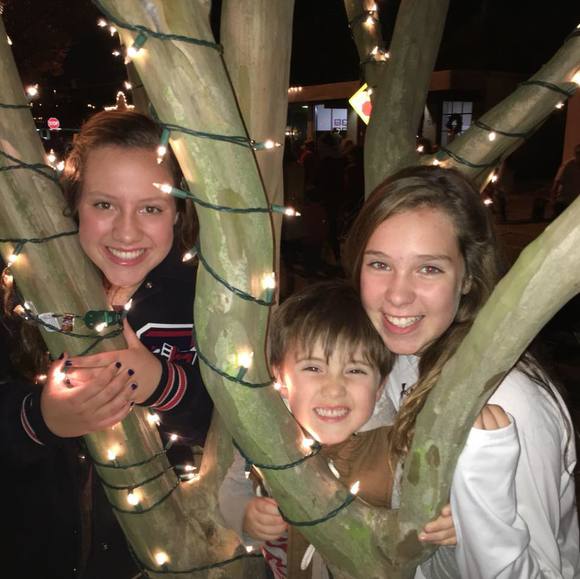 Profile Picture of Meredith Hebert (@meredithhebert) on Poshmark