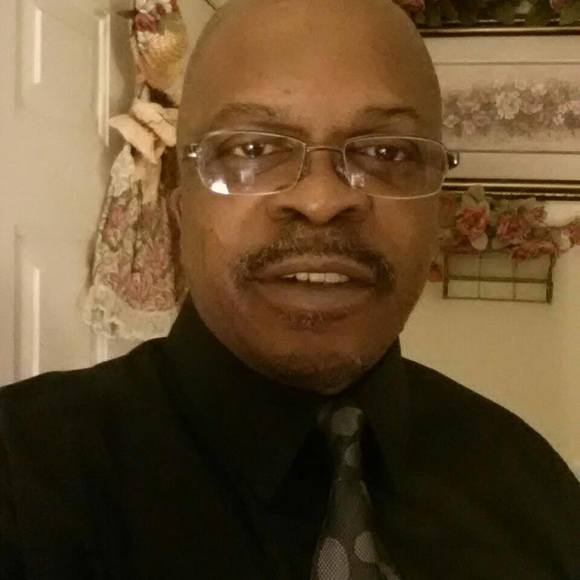 Profile Picture of Dwayne Bailey (@dwaynesiasocafe) on Poshmark