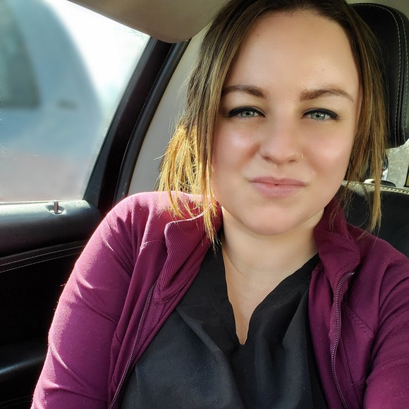 Profile Picture of Heather Haas (@nursetx) on Poshmark