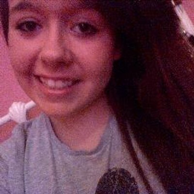 Profile Picture of Caroline Manning (@caroinemanning) on Twitter