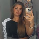 Profile Picture of 💕𝒞𝒽𝒶𝓇𝓁𝑒𝓃𝑒 𝐵𝒶𝓀𝑒𝓇💕 (@charlenebaker.xox) on Instagram