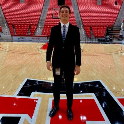 Profile Picture of Kyle Saunders (@AztecSportsKyle) on Twitter