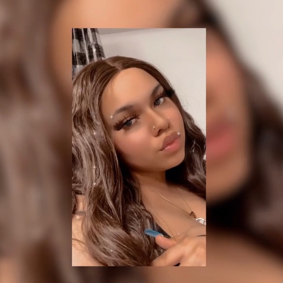 Profile Picture of Raquel Hardy (@shiptomyanchor) on Poshmark