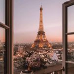 Profile Picture of 𝒍𝒂 𝒗𝒊𝒆 𝒆𝒔𝒕 𝒃𝒆𝒍𝒍𝒆🍷 (@luviamood) on Instagram