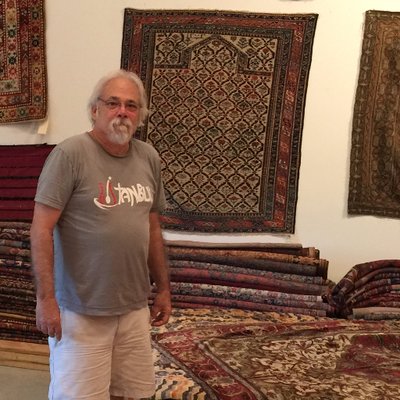 Profile Picture of Robert Mosby (@mosbyrugs) on Twitter