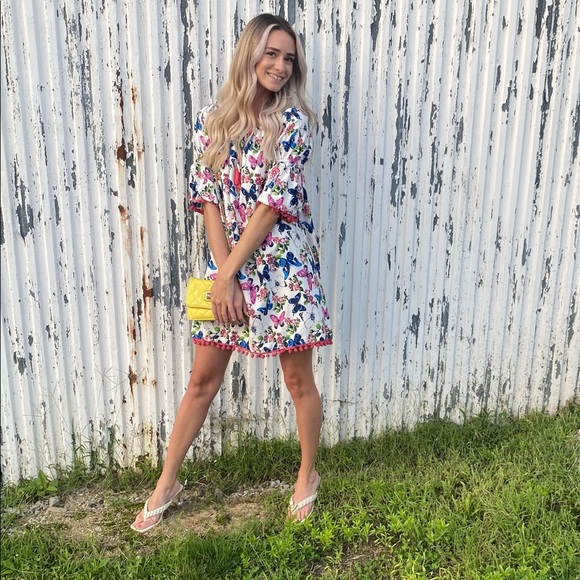 Profile Picture of Alison Grachen (@ali_grachen) on Poshmark