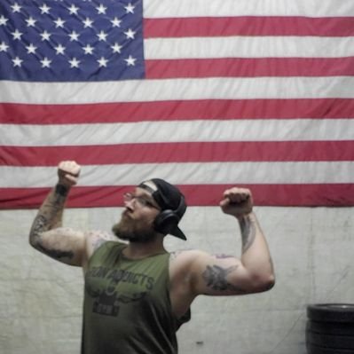 Profile Picture of Brian (@ChinlessNoKnees) on Twitter