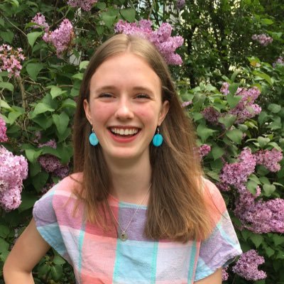 Profile Picture of Emily Hinds (@emilyh1nds) on Twitter