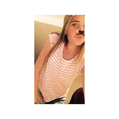 Profile Picture of Paige Todd (@paige_1400) on Twitter