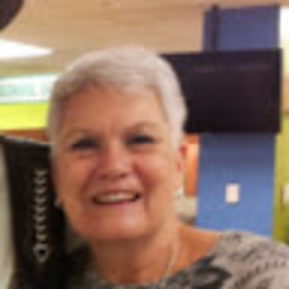 Profile Picture of Pat Pentola (@patpentola) on Poshmark