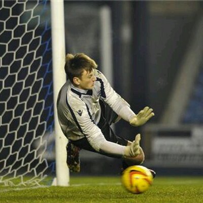 Profile Picture of Tom Beadle (@tombeadle1995) on Twitter