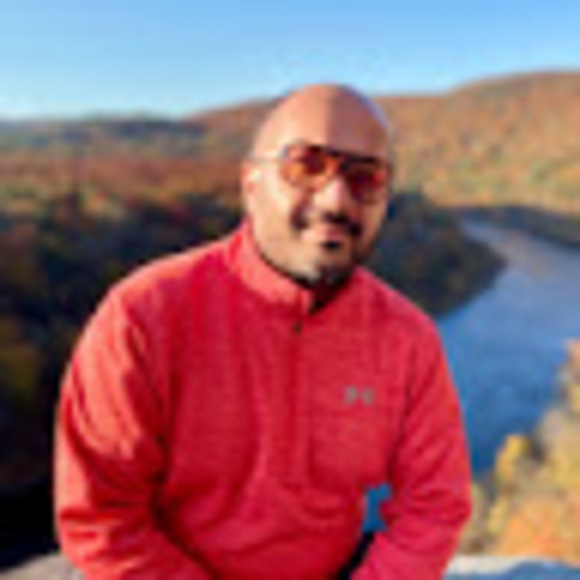 Profile Picture of Syed Mujtaba (@syedmujtaba153) on Poshmark