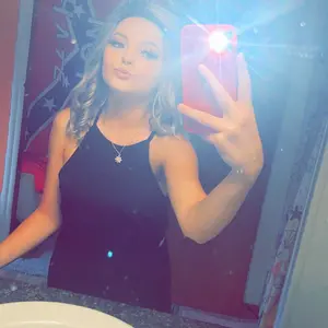 Profile Picture of Carrie (@@carrie.collingsworth) on Tiktok