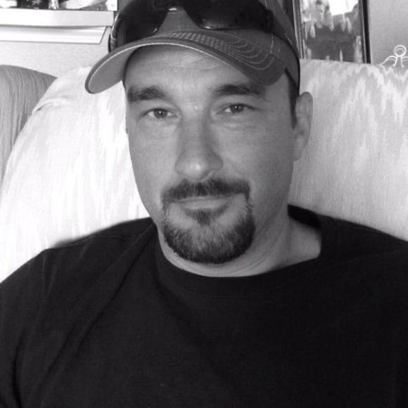 Profile Picture of Bobby Bryant jr. (@bobbybryant0120) on Poshmark