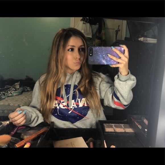 Profile Picture of Giavonna Santini (@giavonna_s) on Poshmark