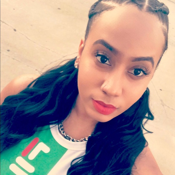 Profile Picture of Jasmine Peebles (@jpeebz) on Poshmark